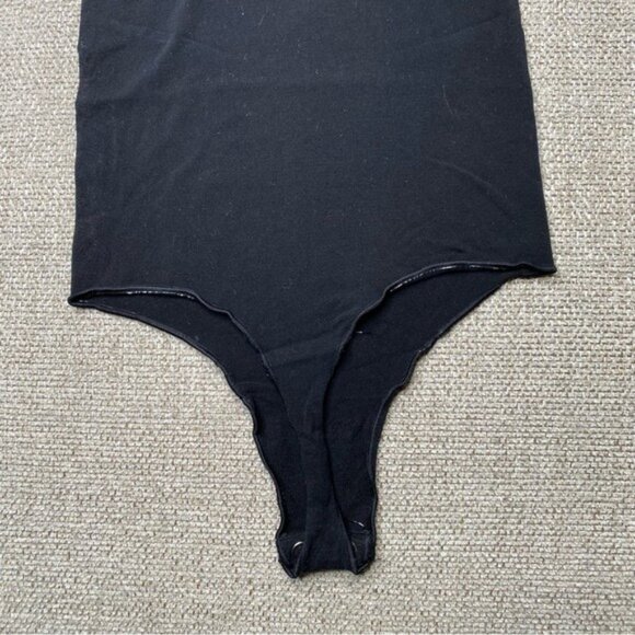 NWT Commando Seamless Mockneck Thong Bodysuit in Black - Picture 8 of 10